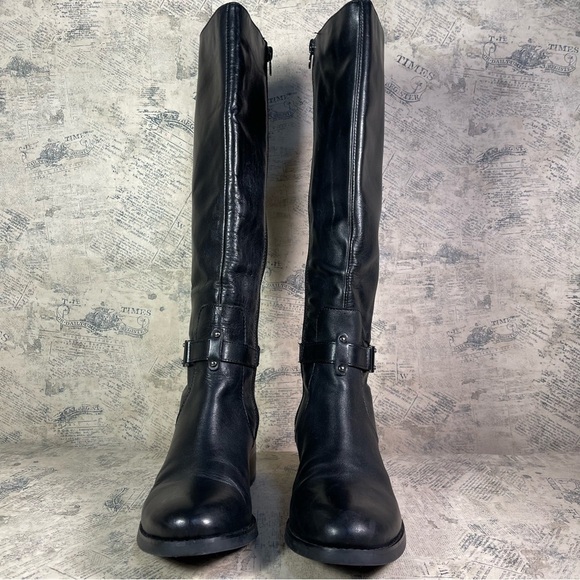Etienne Aigner Crete black leather boots - Picture 4 of 15